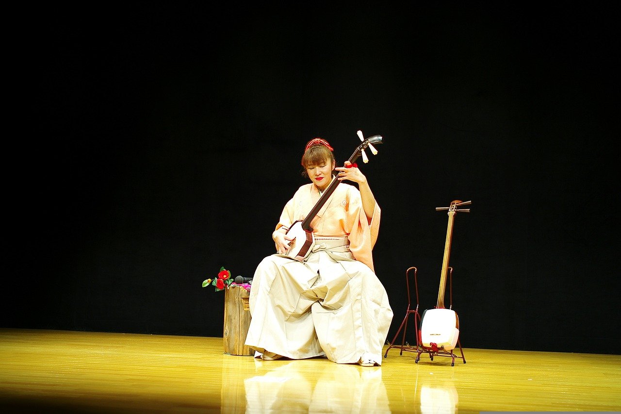 Behind-The-Music
